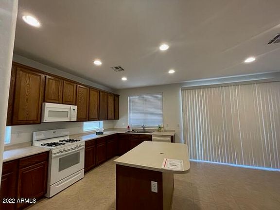 5th image of 9732 E Natal Ave