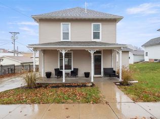 607 Elm St, Williamsburg, IA 52361