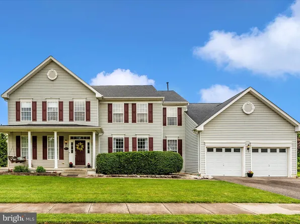 207 Chieftan Ln, Boonsboro, MD 21713