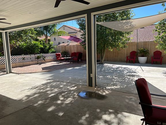 4th image of 25561 Bay Ave