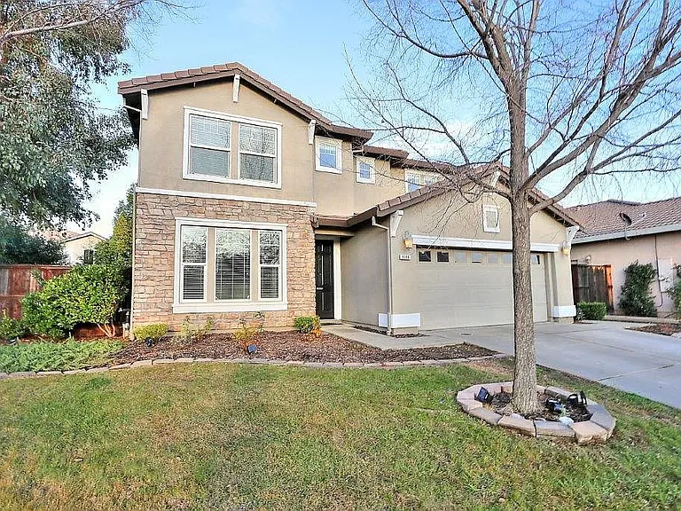 1366 Rawlings Ln — Photo 4