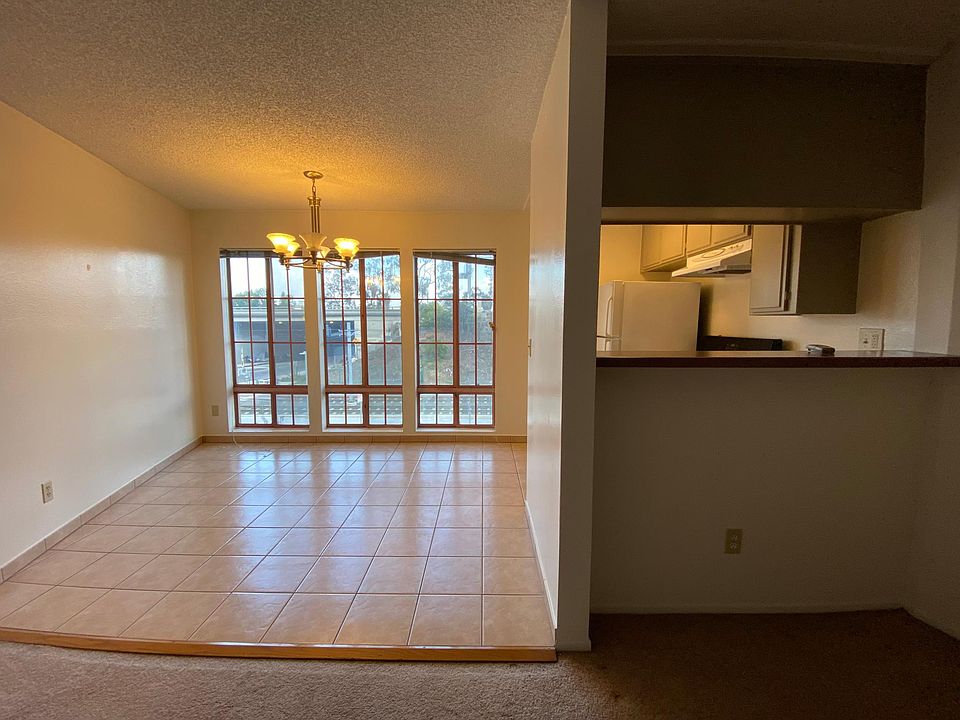 1st image of 3600 Bagley Ave APT 207