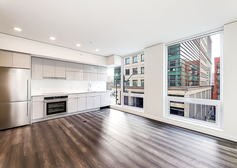 1st image of 450 S Main St #208