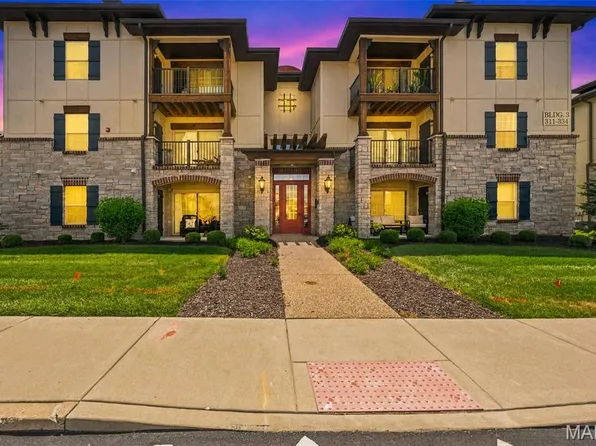 321 Bordeaux Way, Saint Peters, MO 63376