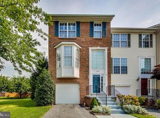 1915 Harpers Ct, Frederick, MD 21702
