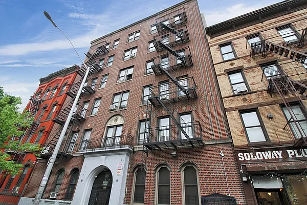 Sold by Douglas Elliman | media 7