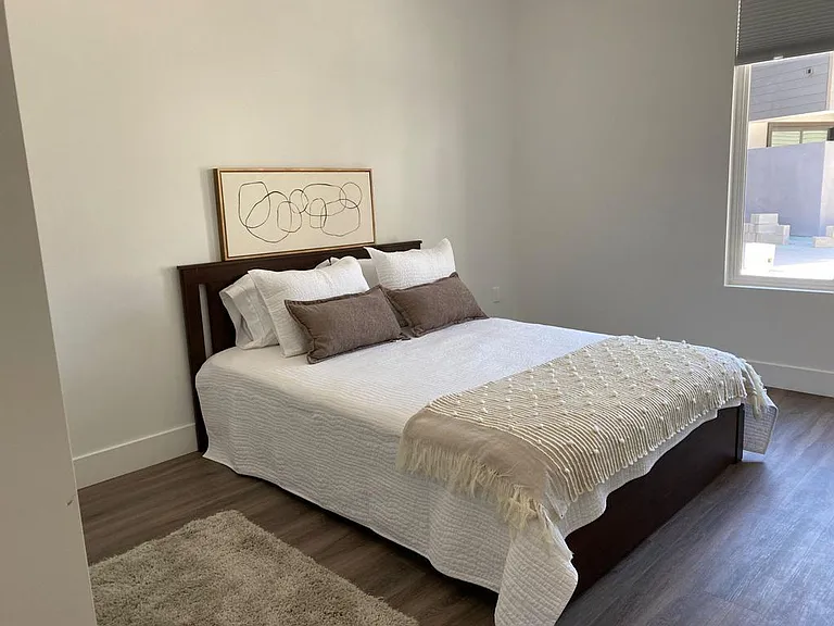 14660 Whittier Blvd — Photo 5