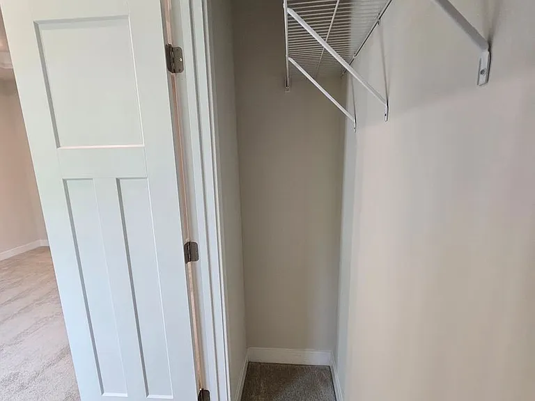303 Golan Cir #B — Photo 29