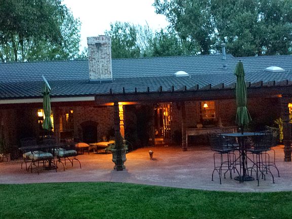 5th image of 3412 Carlton Dr