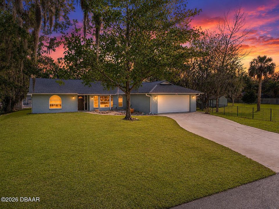 1st image of 451 Palm Dr