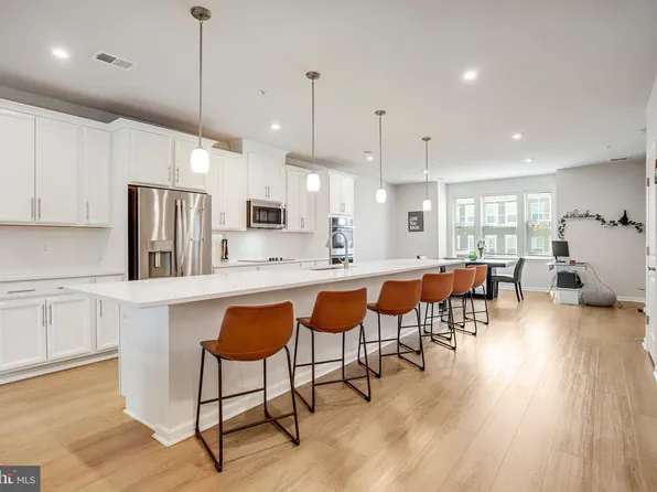 10548 John Glenn St, Lanham, MD 20706