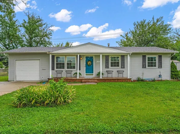3114 SW Arnold Ave, Topeka, KS 66614