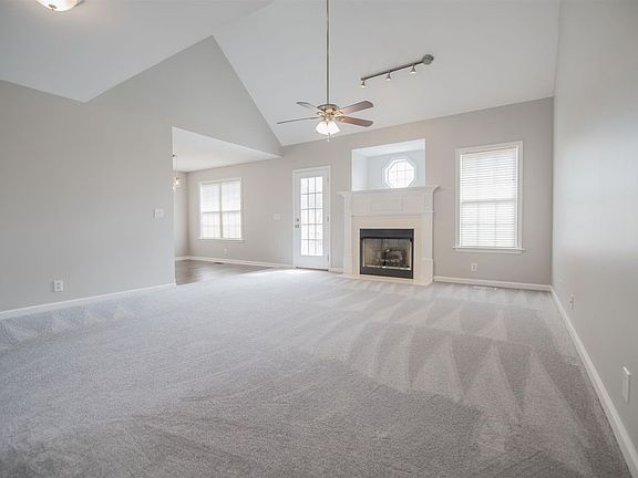 3rd image of 110 Chertsey Ct