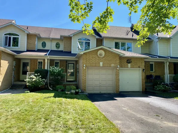 17 Pidduck St, Clarington, ON L1E 2W3