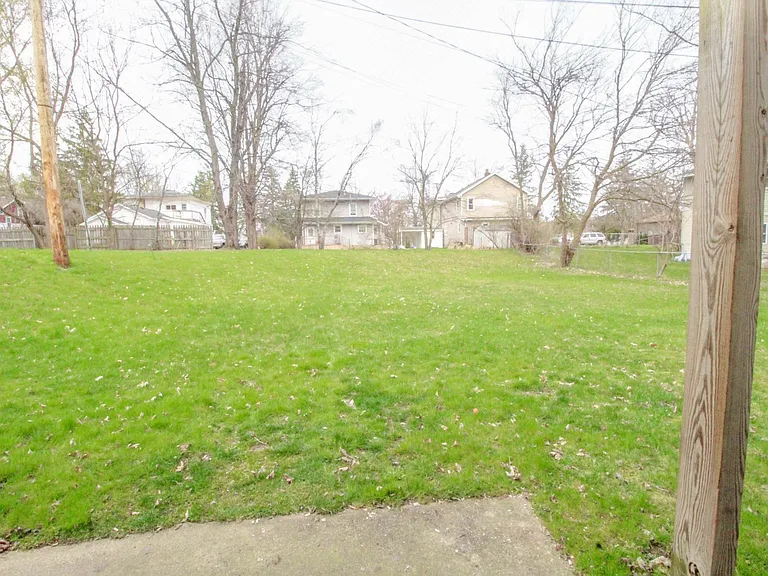 312 W Cherry St #312 — Photo 13