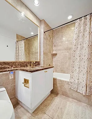 Rented by Nest Seekers International | media 7