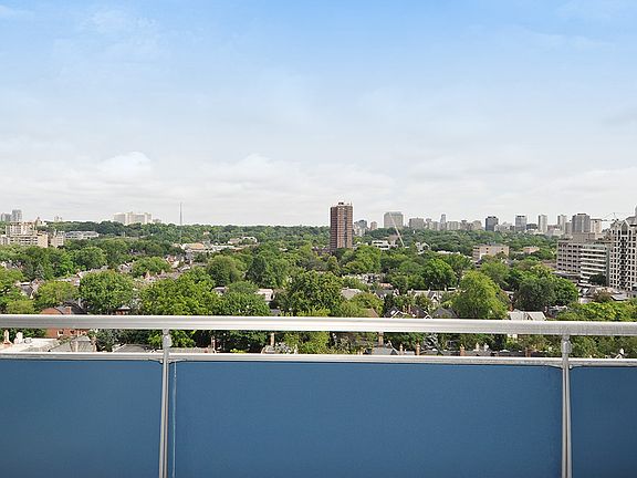 5th image of 20 Prince Arthur Ave #1575671