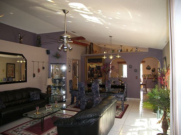 4th image of 12640 Parkbury Dr