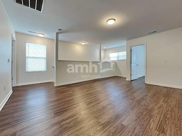 271 Cameron St — Photo 10