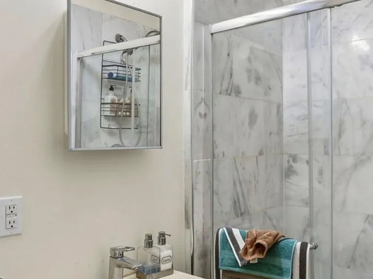 4734 S Prairie Ave #1 — Photo 6