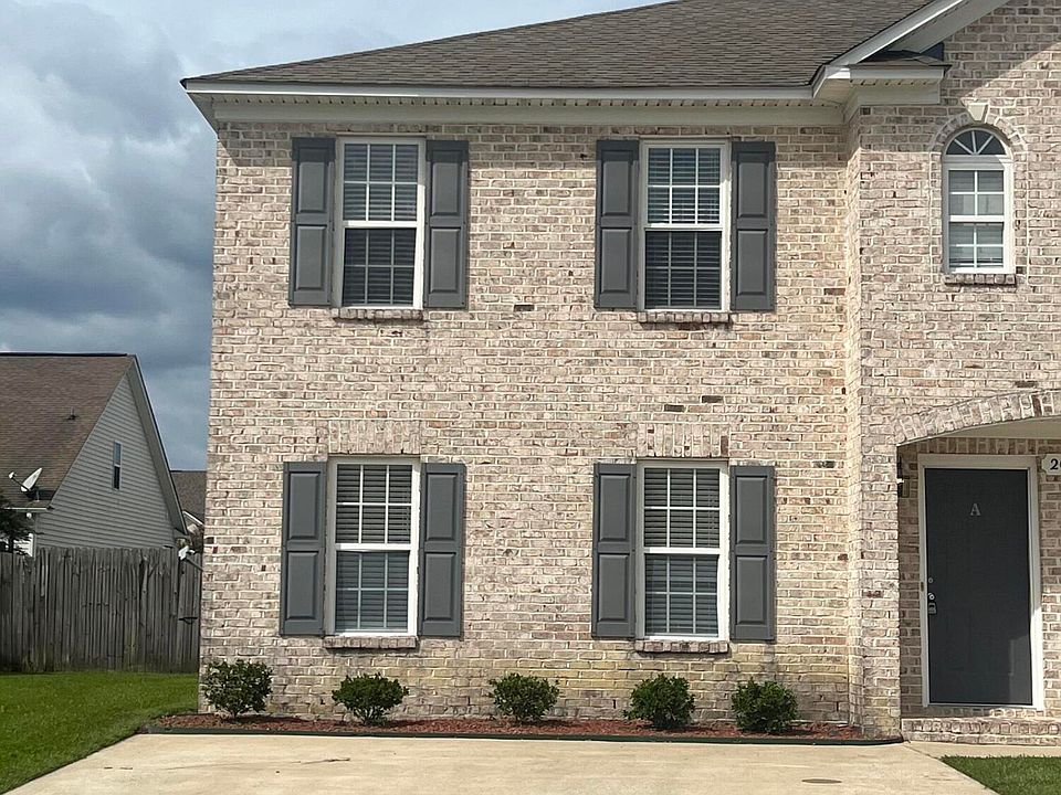 1st image of 2051 Cambria Dr #A
