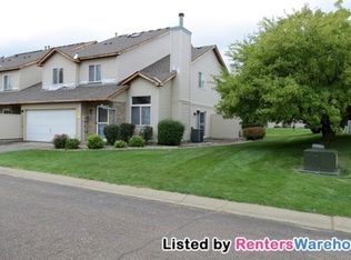 7877 Hemingway Ave S, Cottage Grove, MN 55016