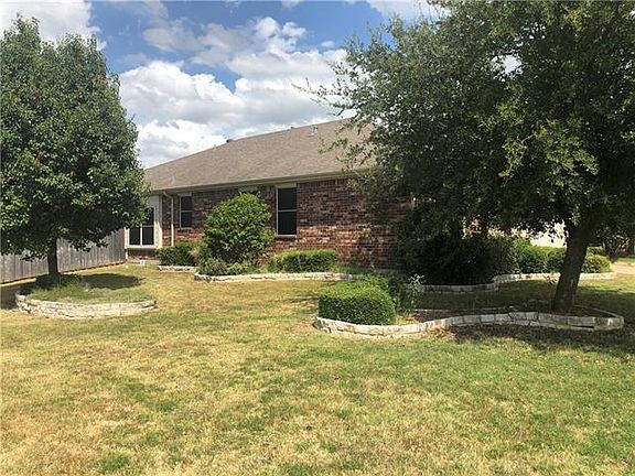3rd image of 5109 Smithfield Ct
