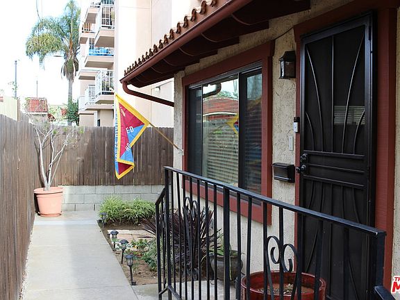2nd image of 650 Coronado Ave APT C