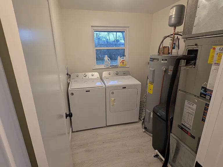 5199 Westgate Dr — Photo 7