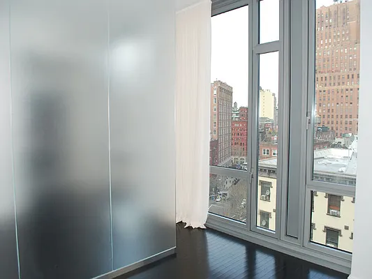 Rented by Sotheby's International Realty | media 30