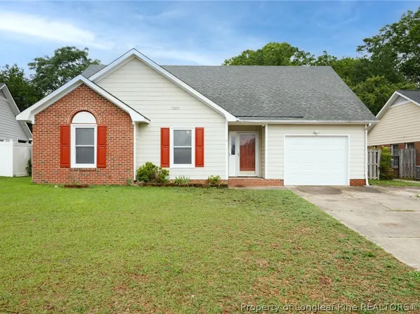 7229 Tollhouse Dr, Fayetteville, NC 28314