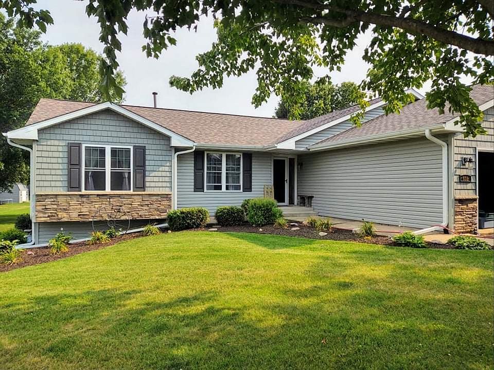 1st image of 631 Dickerson Dr