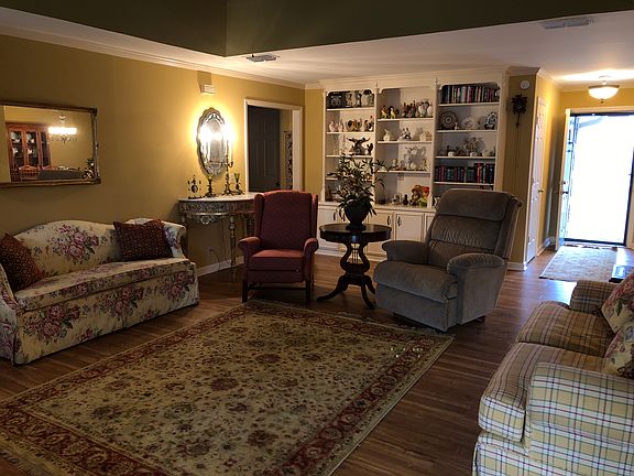 4th image of 2124 River Chase Dr