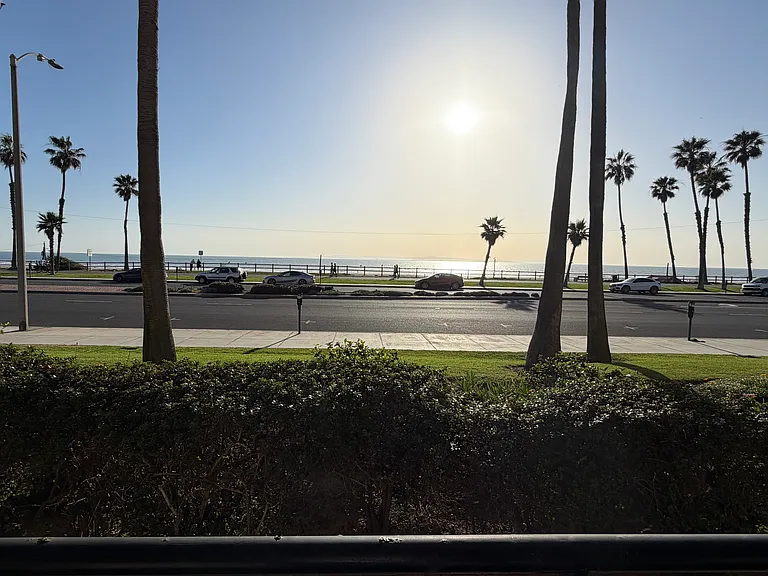 1200 Pacific Coast Hwy #117 — Photo 17