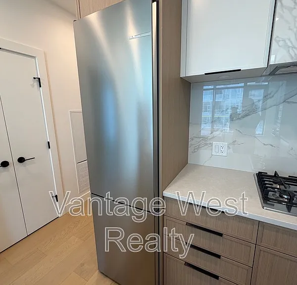 3700 Capozzi Rd #901 — Photo 3