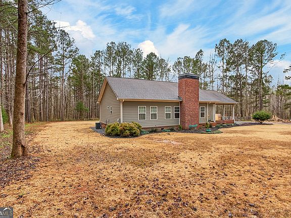 4th image of 1553 S Walkers Mill Rd