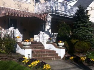 11 S New Haven Ave, Ventnor, NJ 08406