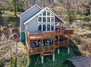 280 Serpentine Rd, Hood River, OR 97031