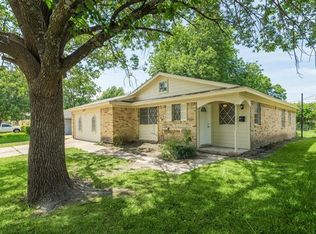 905 Hardy Dr, Garland, TX 75041