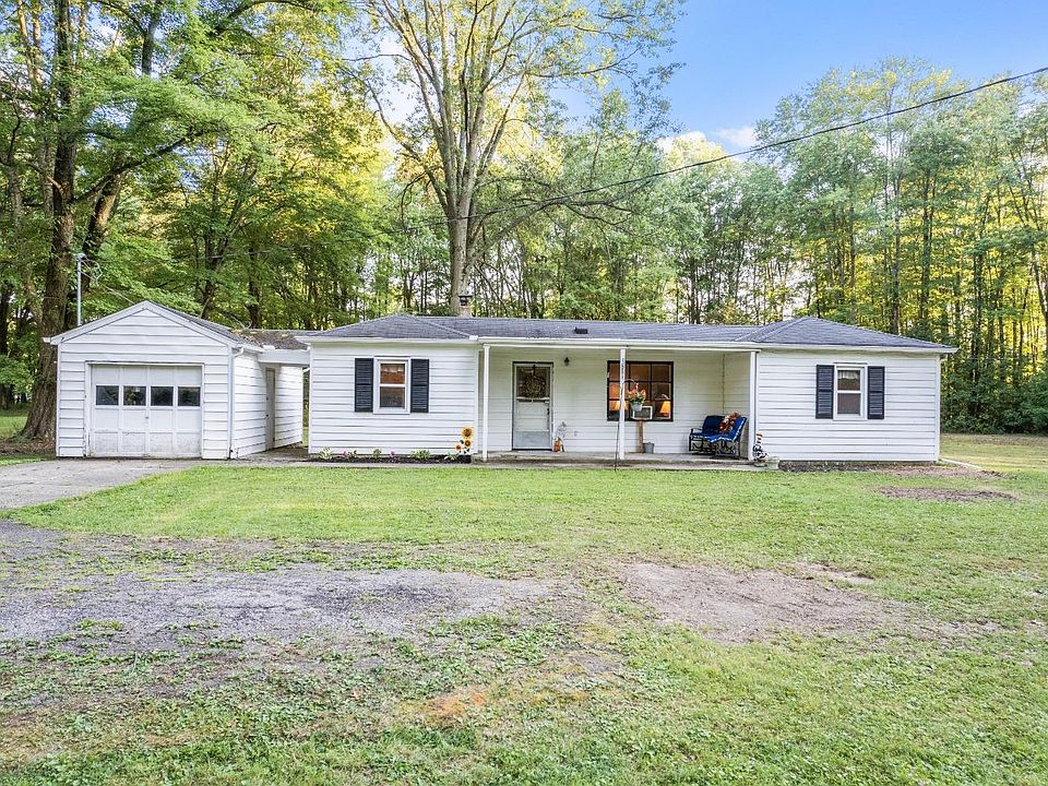 1st image of 5881 Rose Ln