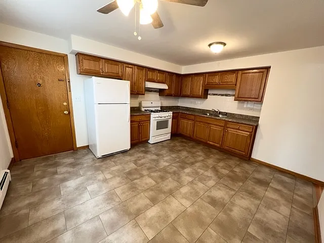 2 bed, $1,650 — Photo 4