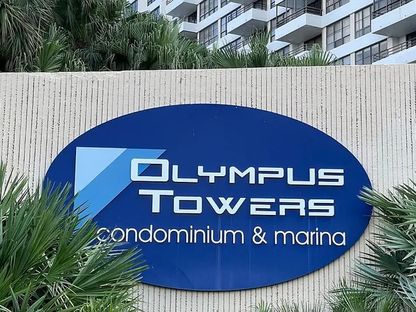 500 Three Island Blvd #213, Hallandale, FL 33009