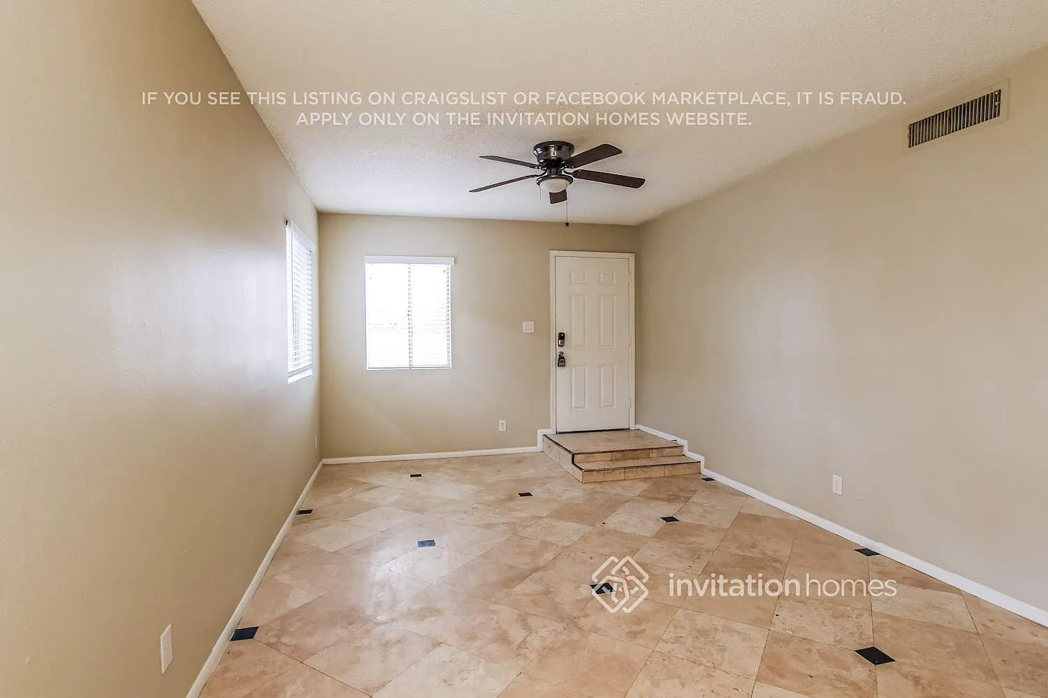 4319 N 79th Dr Phoenix, AZ 85033 — Photo 3