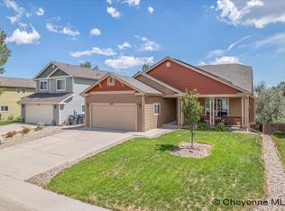1419 Sunny Hill Dr, Cheyenne, WY 82001
