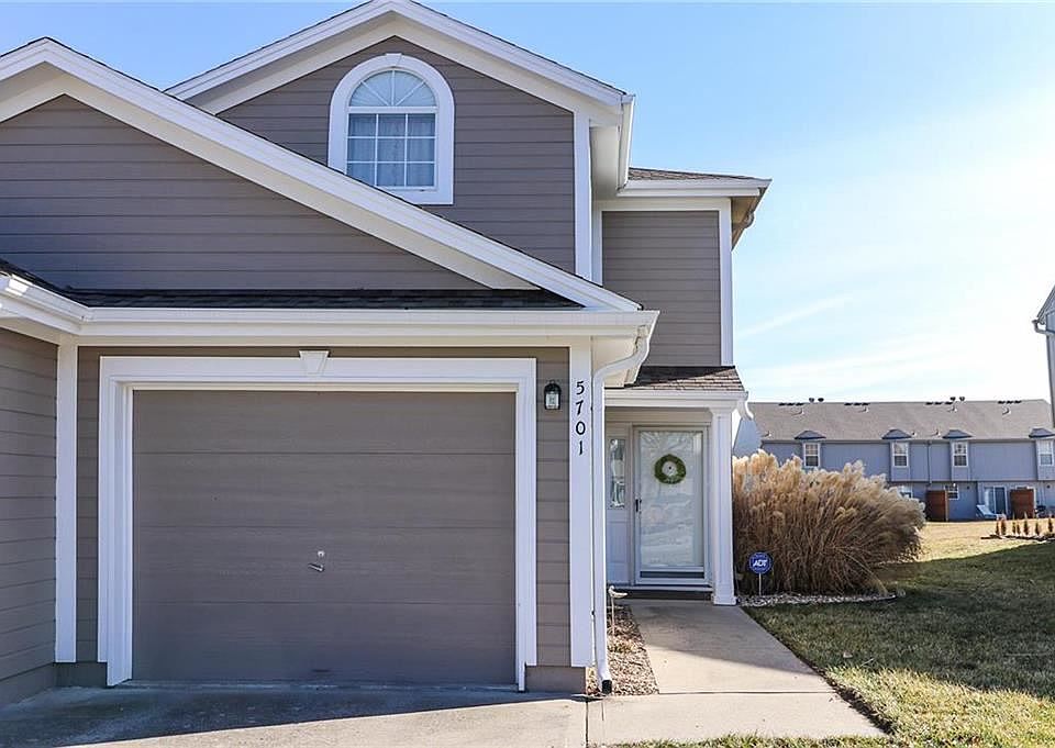 1st image of 5701 NW Sunrise Meadow Cir #51-D