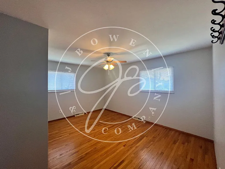 2300 Crystal Ave — Photo 12