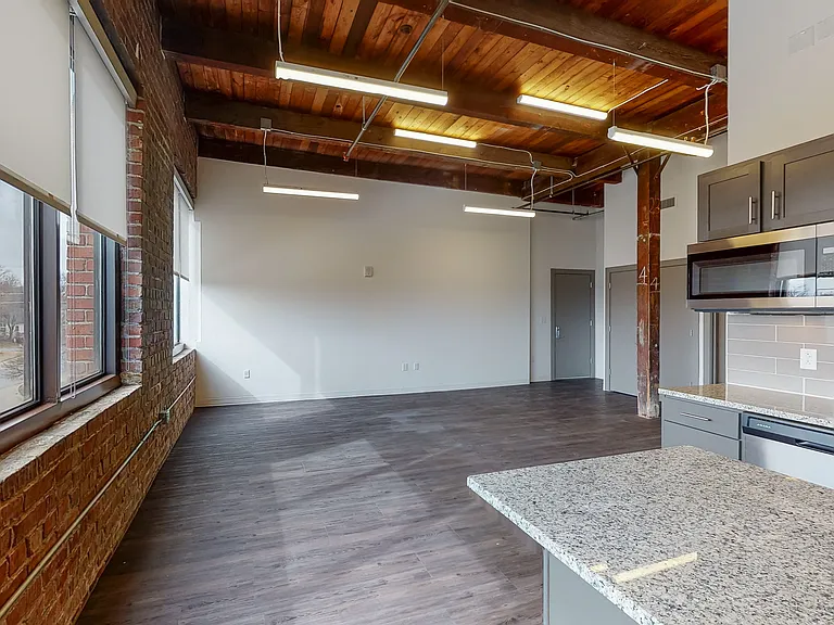 Station Lofts — Photo 20