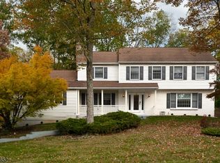 6 Northridge Way, Warren, NJ 07059