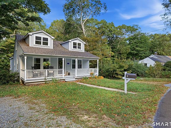 2nd image of 32 Sunset Terrace
