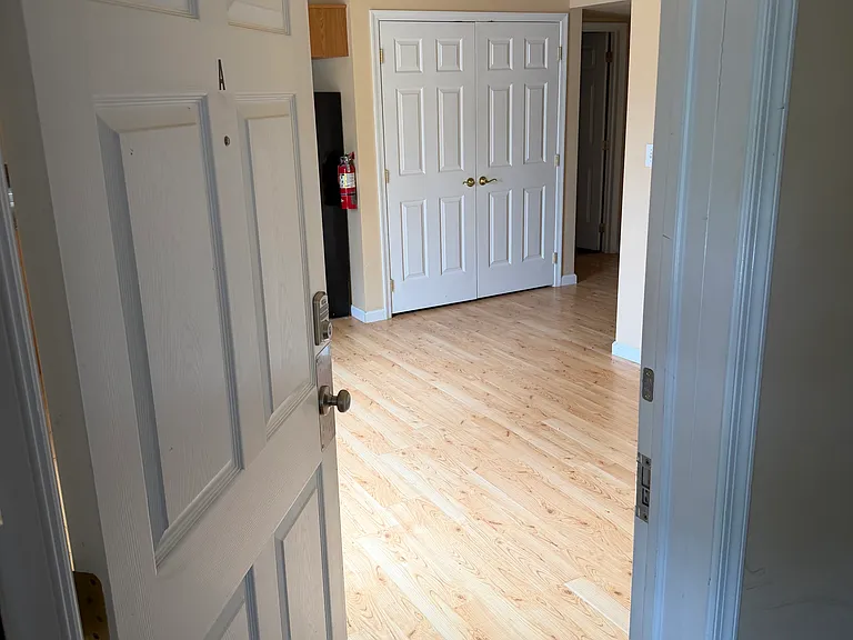 Greystone Courts — Photo 13
